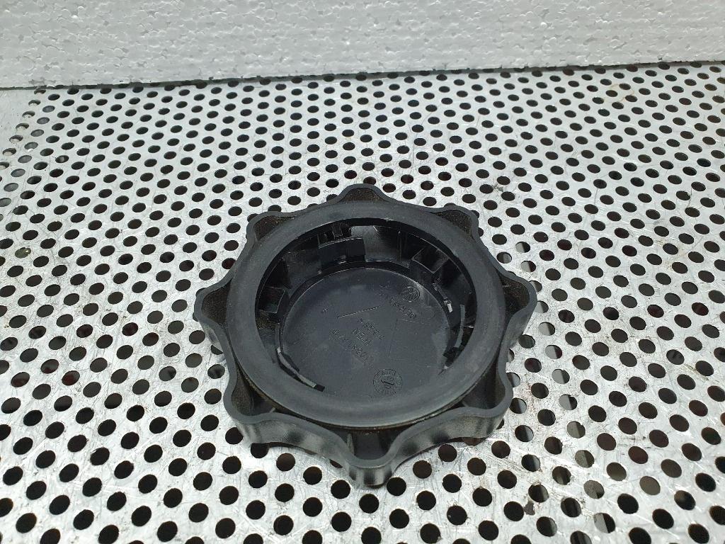 Buton reglaj spatar scaun SKODA OCTAVIA 1Z3 2004 - 2013 1.9 TDI BJB, BKC, BLS, BXE  1J0881671F