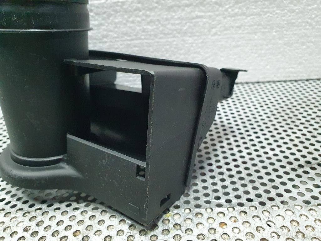 Difuzor captare aer  AUDI A3 II 8P1 2003 - 2013 2.0 FSI AXW, BLR, BLX, BLY, BMB, BVY, BVZ 1K0805962