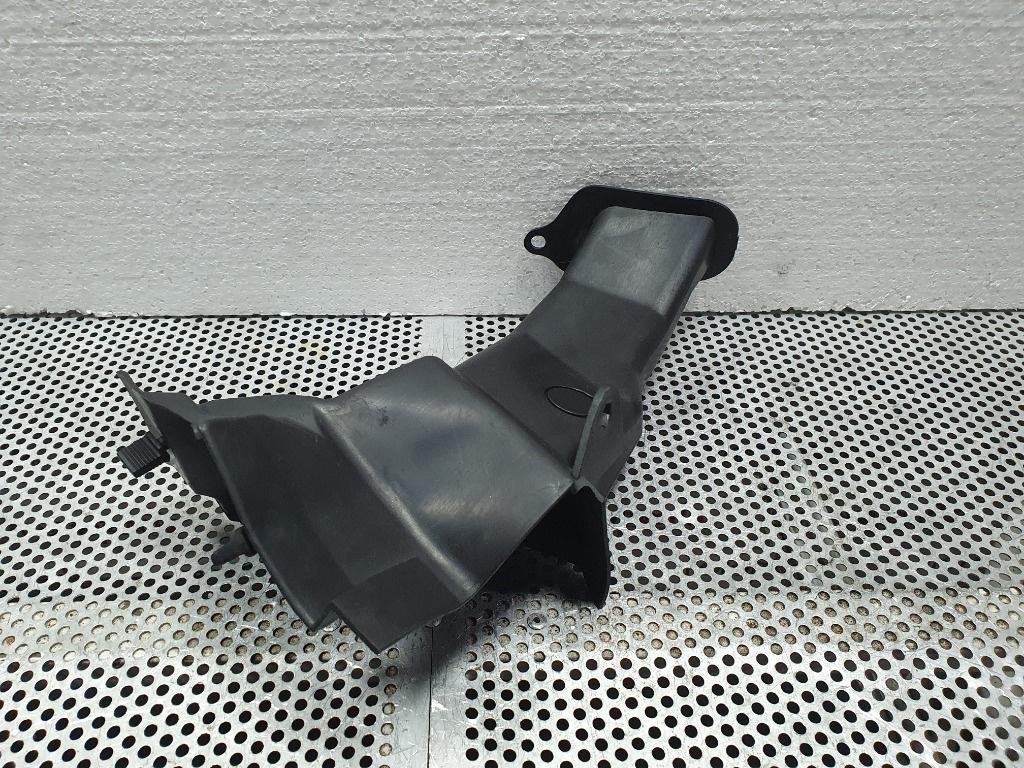 Furtun de scurgere a apei stanga BMW 3 V E90 2004 - 2012 320 d M47 D20 (204D4) 64316925977-08