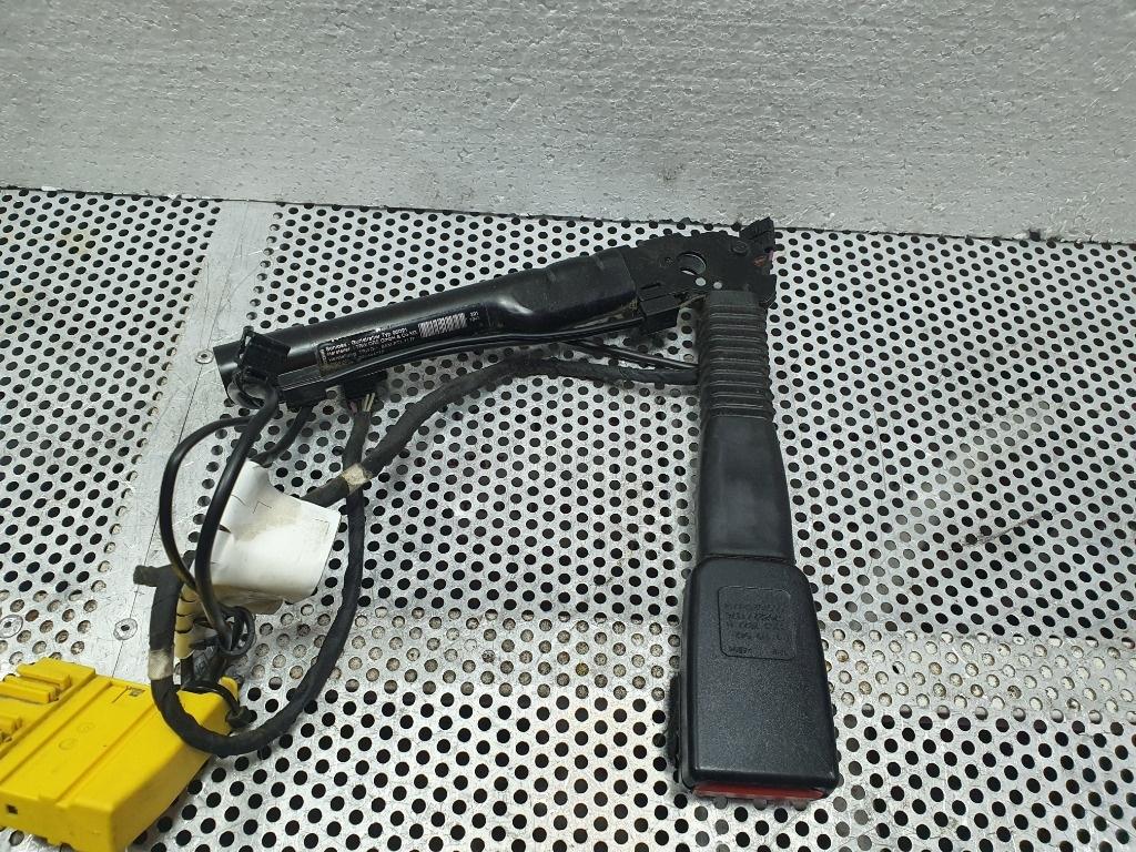 Capsa scaun dreapta fata BMW 3 V E90 2004 - 2012 2.0 320 d M47 D20 (204D4), N47 D20 C E90