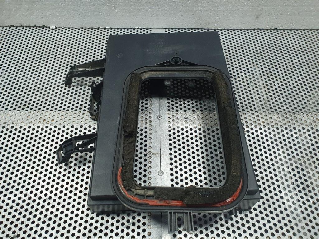 Carcasa filtru de polen AUDI A4 II Avant 8E5, B6 2000 - 2005 1.9 TDI AVF, AWX 8E1819641A