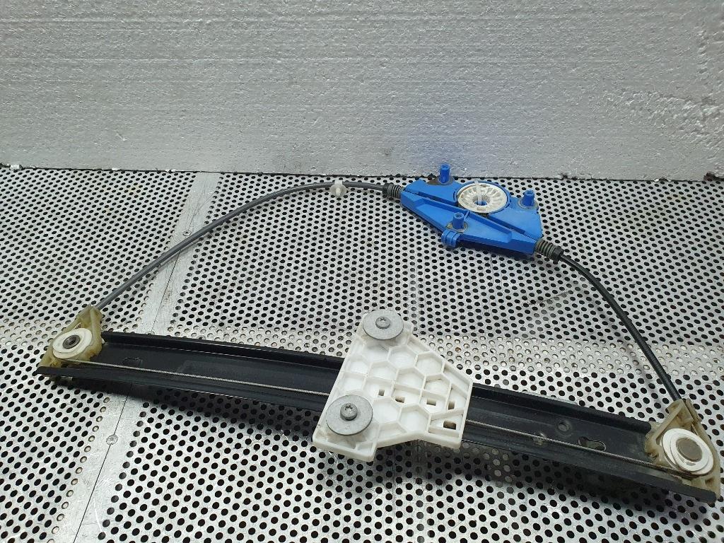 Macara Geam dreapta spate AUDI A4 II Avant 8E5, B6 2000 - 20051.9 TDI AVF, AWX 104932-107