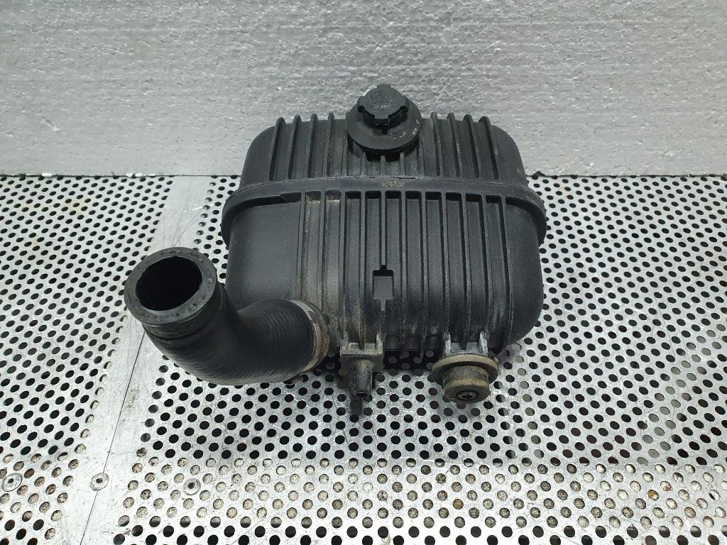 Rezervor  vacuum AUDI A4 II Avant 8E5, B6 2000 - 20051.9 TDI AVF, AWX 8E0129955