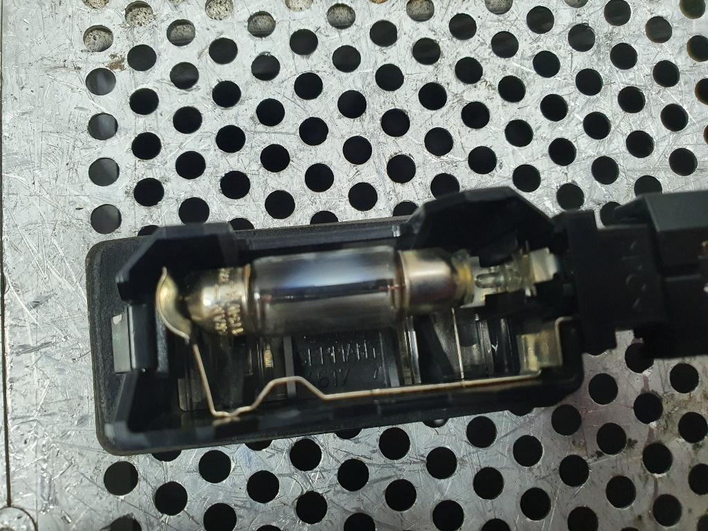 Lampa numar de inmatriculare BMW 3 V E90 2004 - 20122.0 320 d N47 D20 A, N47 D20 C 4617