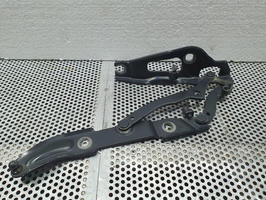Balama stanga capota portbagaj  BMW 3 V E90 2004 - 2012 2.0 320 d M47 D20 (204D4) 7060627-07