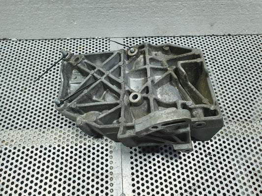 Suport  compresor AC AUDI A4 II Avant 8E5, B6 2000 - 2005 TDI AVF, AWX 038260885C
