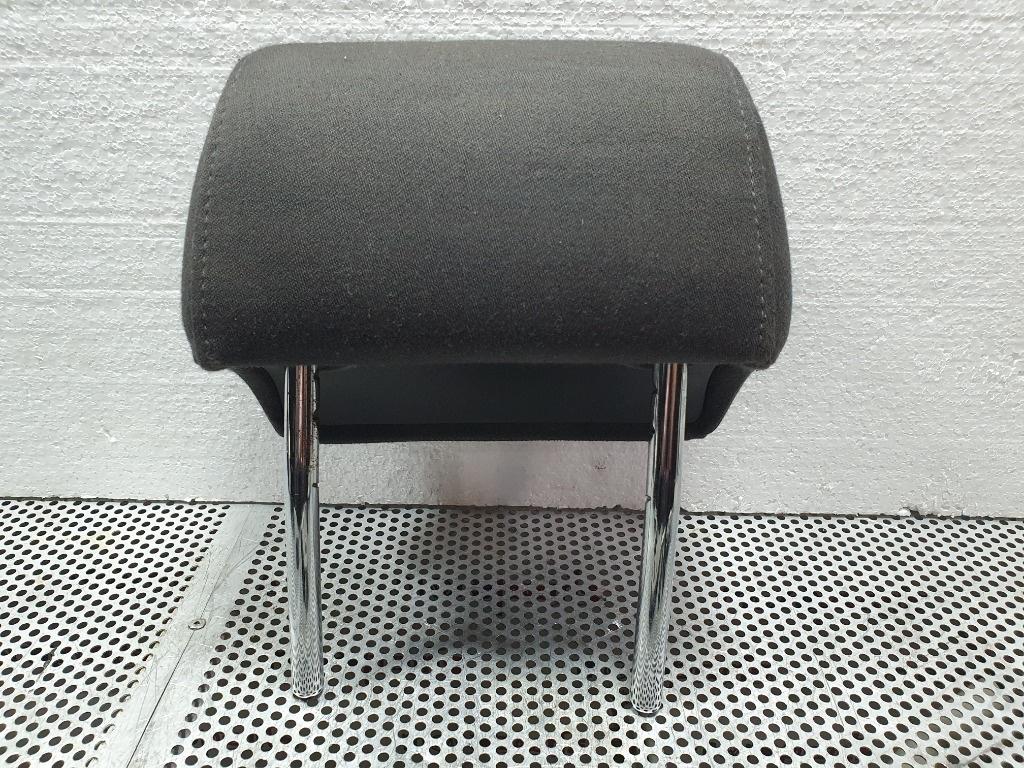 Tetiera bancheta spate AUDI A4 II Avant 8E5, B6 2000 - 2005 TDI AVF, AWX 8E0885973G