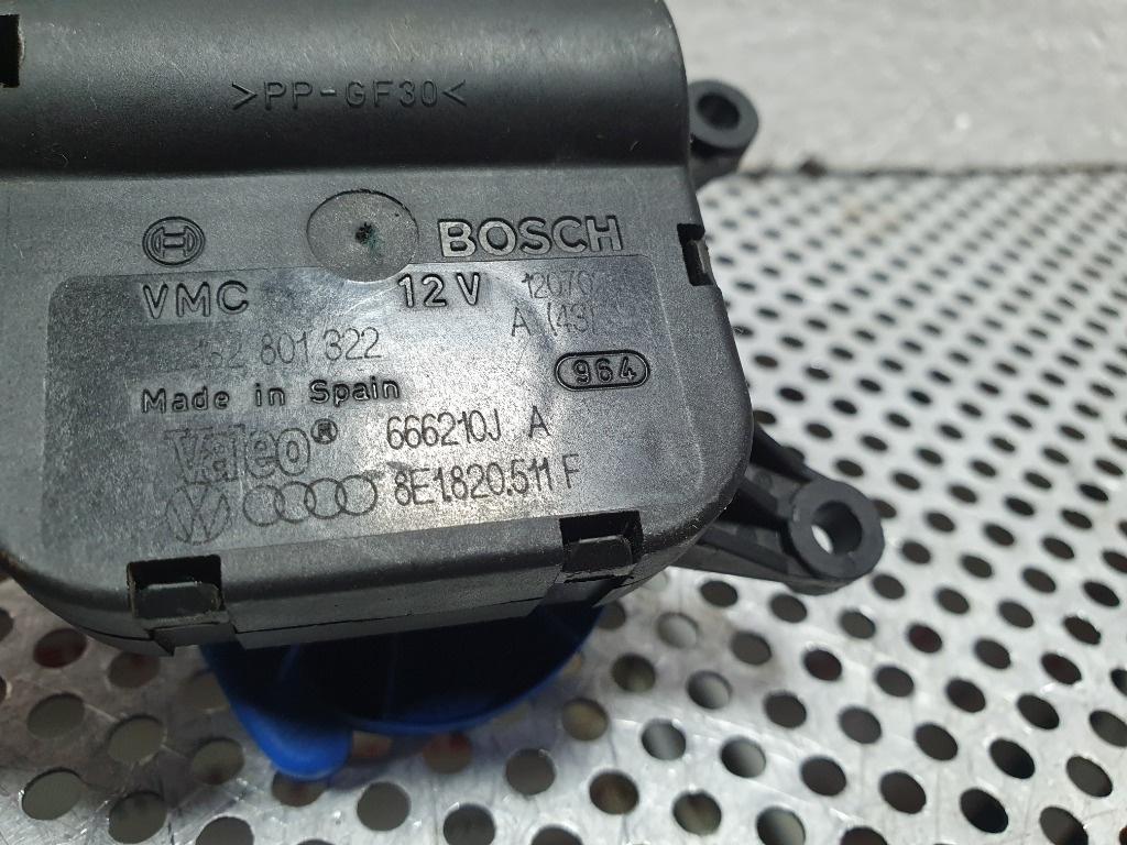 Motoras reglaj aeroterma V113 AUDI A4 II Avant 8E5, B6 2000 - 2005 1.9 TDI AVF, AWX BOSCH  0132801322  8E1820511F