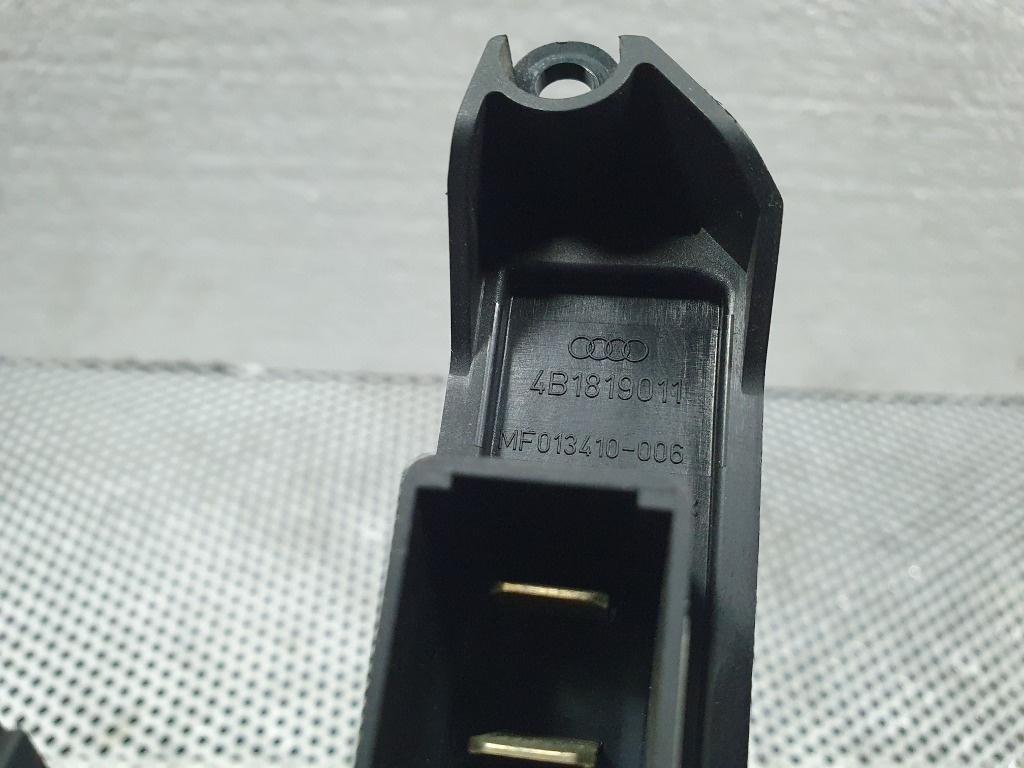 Rezistenta  aeroterma AUDI A4 II Avant 8E5, B6 2000 - 20051.9 TDI AVF, AWX 4B1819011