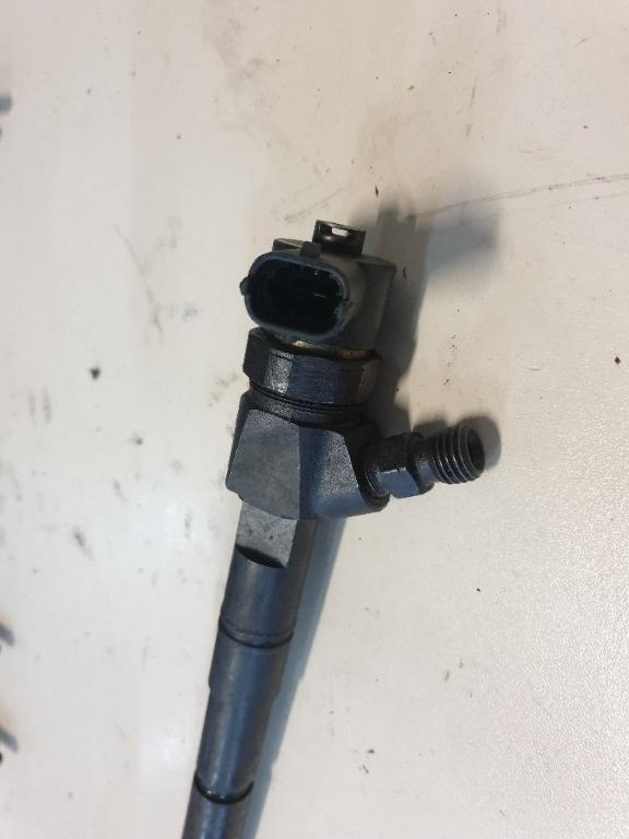 Injector  ALFA ROMEO 156 932_ 1997 - 20051.9 JTD 937 A4.000 BOSCH 0445110111