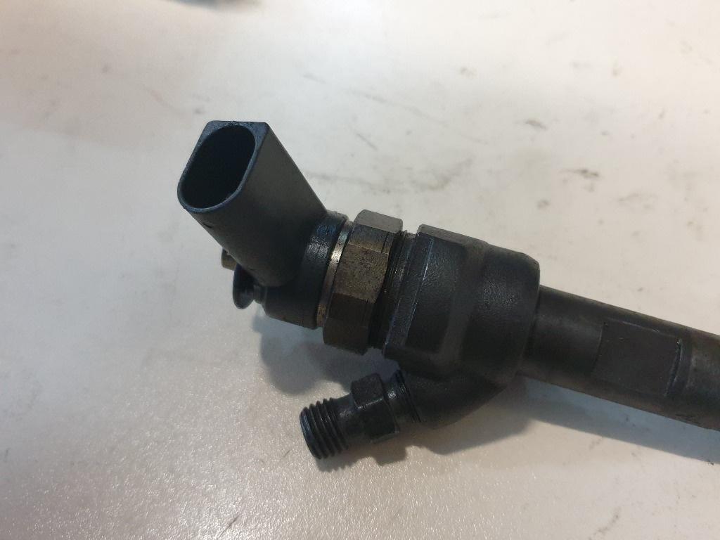 Injector  BMW X1 I E84 2009 - 20152.0 sDrive 18 d N47 D20 C 0445110289 7798446 _ 05