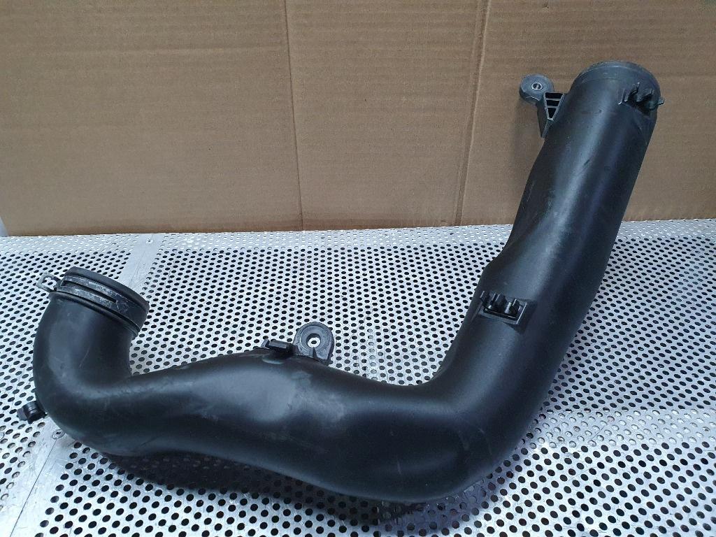 Conducta admisie turbo  VOLKSWAGEN GOLF V 1K1 2003 - 2009 2.0 TDI 16V BKD 1K0129654K