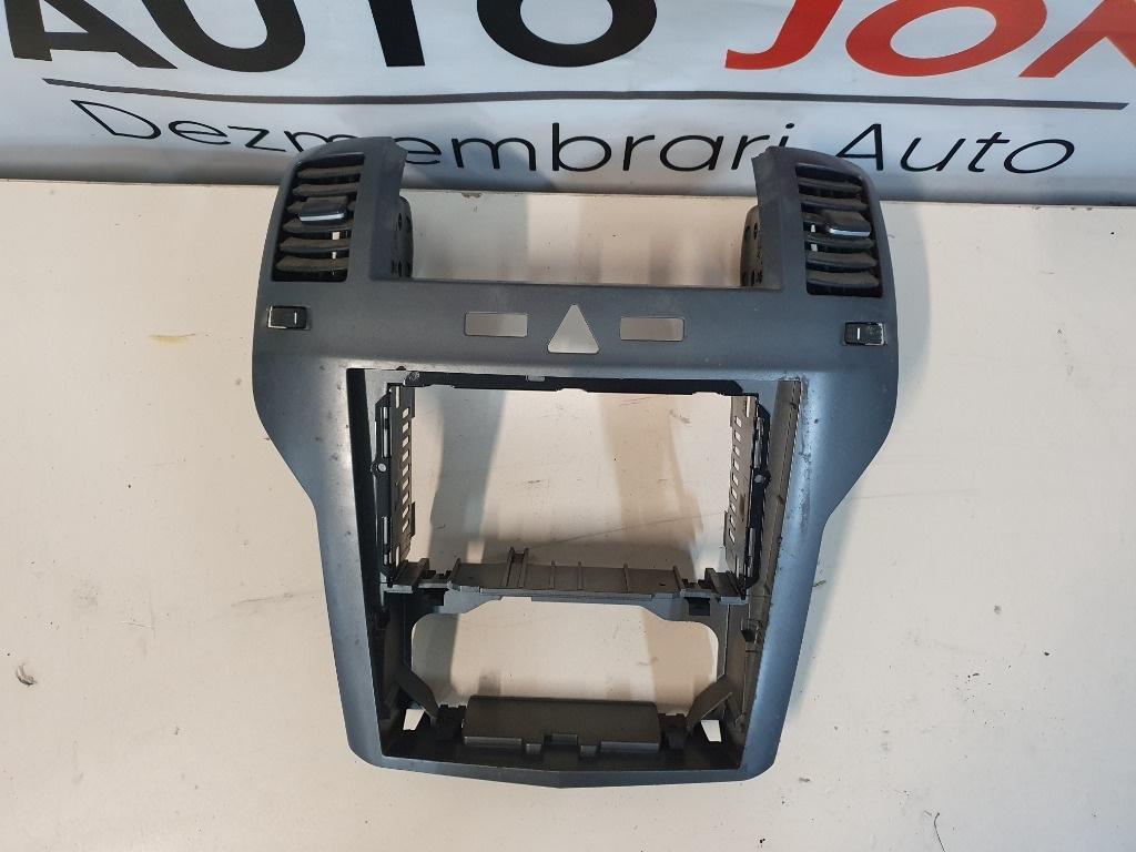 Rama casetofon  OPEL ZAFIRA B A05 2005 - 2015 1.9 CDTI Z 19 DTL 13111874