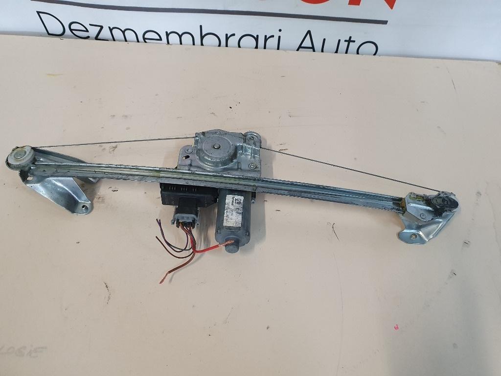 Macara geam cu motoras stanga spate OPEL ZAFIRA B A05 2005 - 2015 1.9 CDTI Z 19 DTL 3132231LH