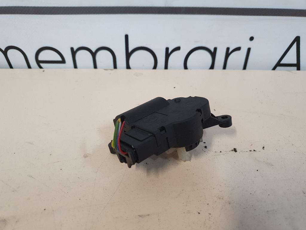 Motoras reglaj aeroterma  OPEL ZAFIRA B A05 2005 - 2015 1.9 CDTI Z 19 DTH 3093843