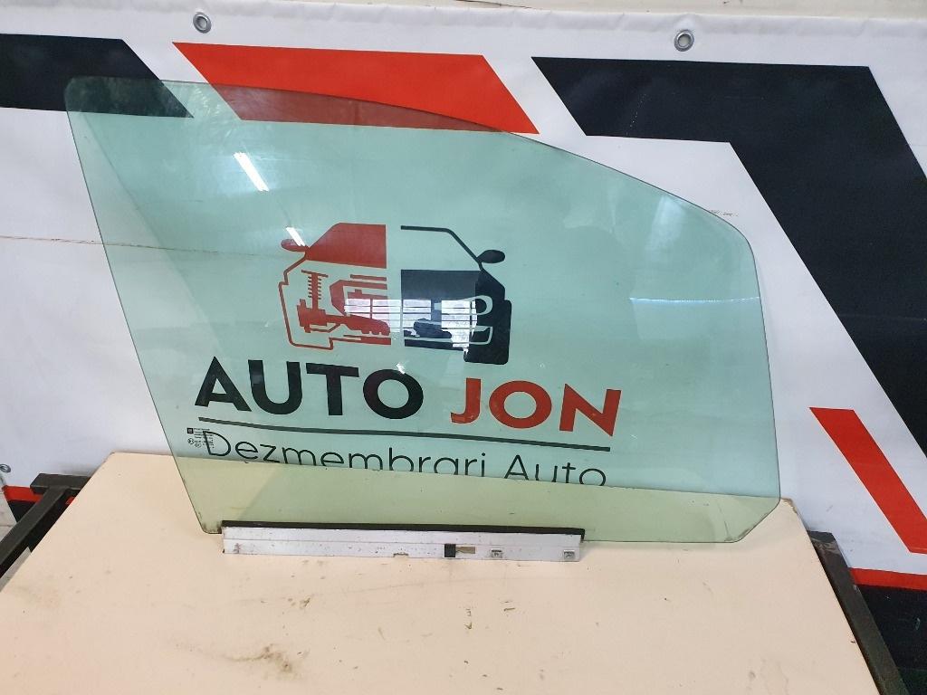 Geam usa dreapta fata OPEL ZAFIRA B A05 2005 - 2015 1.9 CDTI Z 19 DTL  93184336    43R-001582