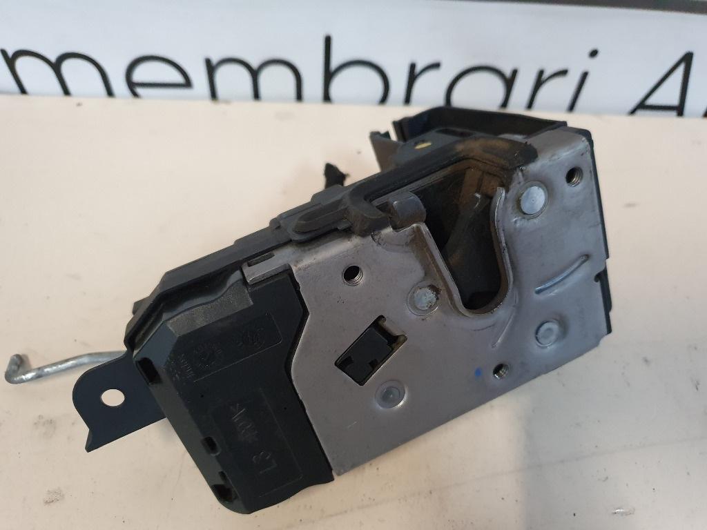 Broasca usa  stanga fata OPEL ZAFIRA B A05 2005 - 2015 1.9 CDTI Z 19 DTL 13220369