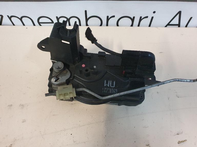 Broasca usa  stanga fata OPEL ZAFIRA B A05 2005 - 2015 1.9 CDTI Z 19 DTL 13220369