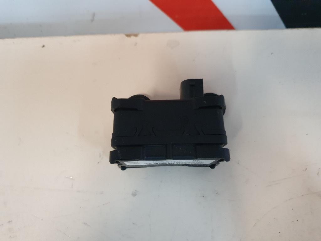 Senzor ESP  OPEL ZAFIRA B A05 2005 - 20151.9 CDTI Z 19 DT 13208665