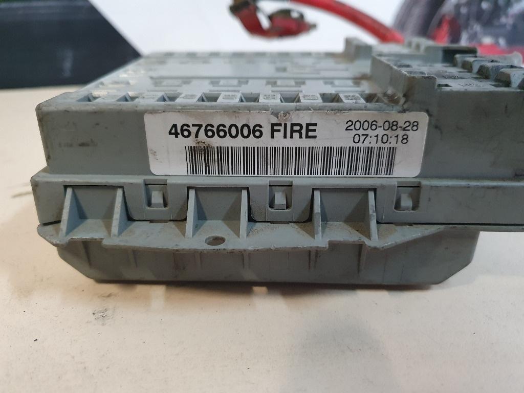 Panou sigurante FIAT Albea [ 2002 - 2012 ] 46766006