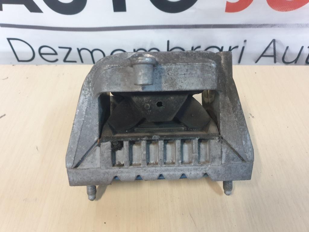 Suport tampon motor VOLKSWAGEN PASSAT Variant 3C5 2005 - 2011 2.0 TDI 16V BKP, CBAB 1K0199262P