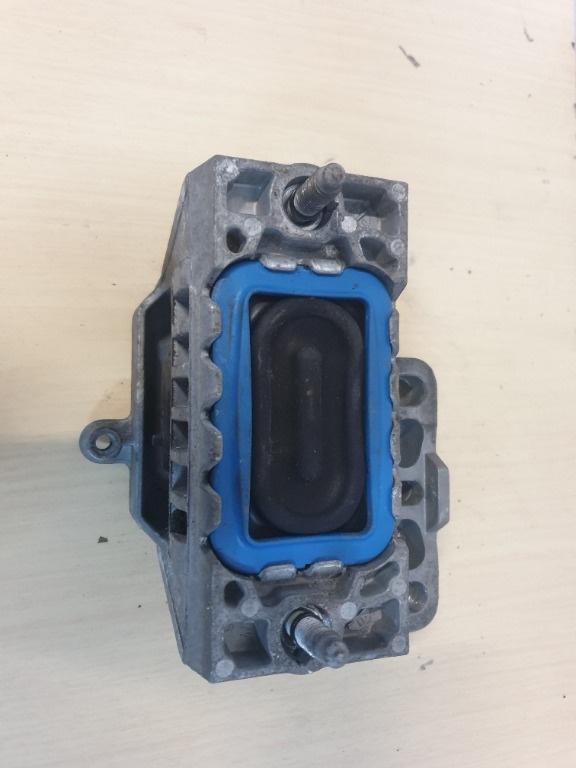 Suport tampon motor VOLKSWAGEN PASSAT Variant 3C5 2005 - 2011 2.0 TDI 16V BKP, CBAB 1K0199262P