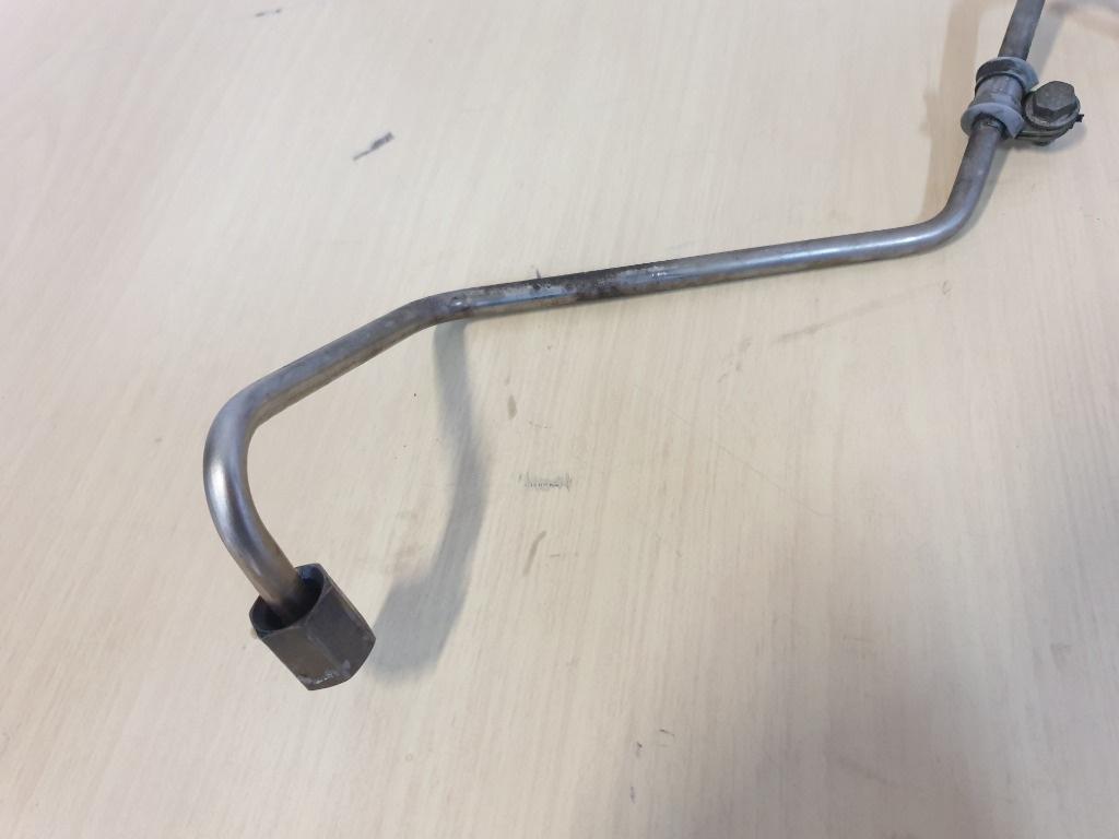 Conducta tur ulei turbo VOLKSWAGEN PASSAT Variant 3C5 2005 - 2011 2.0 TDI 16V BKP, CBAB  038145771AG