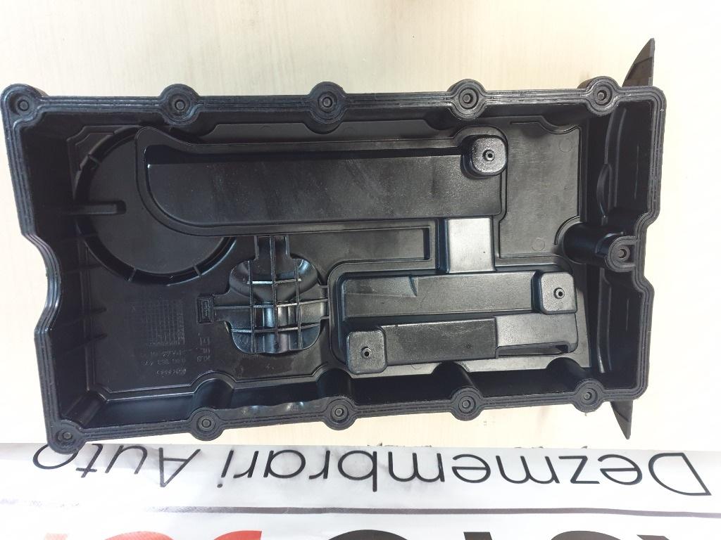 Capac culbutori  VOLKSWAGEN PASSAT Variant 3C5 2005 - 2011 2.0 TDI 16V BKP, CBAB 03G103475