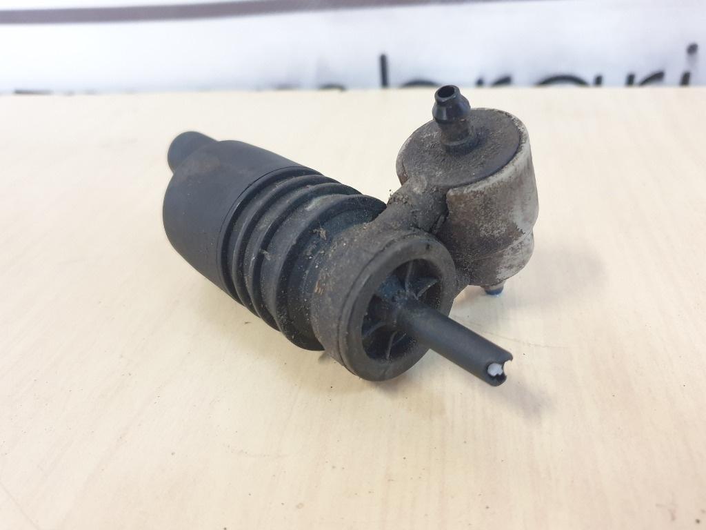 Pompita lichid parbriz VOLKSWAGEN PASSAT Variant 3C5 2005 - 2011 2.0 TDI 16V BKP, CBAB 1K6955651