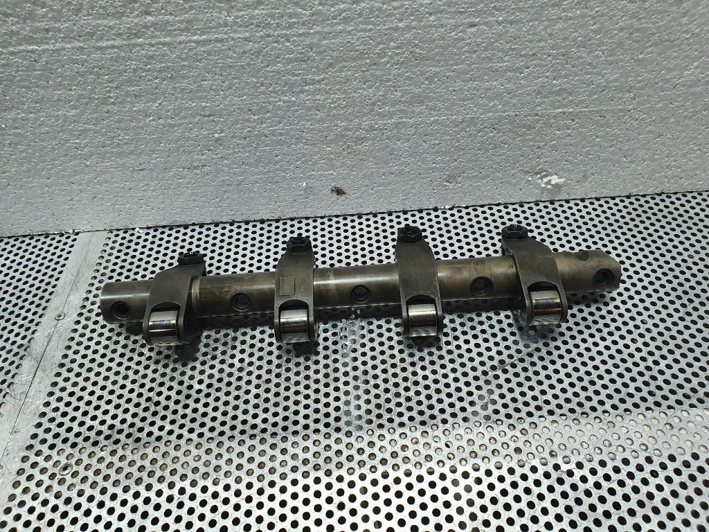 Rampa culbutori injectoare VOLKSWAGEN PASSAT Variant 3C5 2005 - 2011 2.0 TDI BMR, CBBB 03G109527A