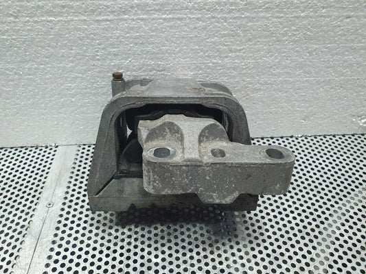 Suport tampon motor VOLKSWAGEN PASSAT Variant 3C5 2005 - 2011 1.9 TDI BKC, BLS, BXE 1K0199262P