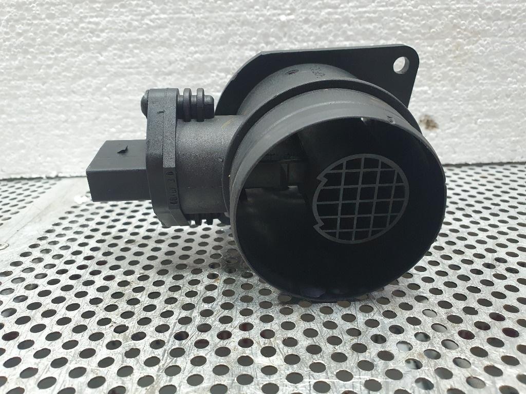 Debitmetru VOLKSWAGEN TOURAN 1T1, 1T2 2003 - 20101.9 TDI BKC, BLS, BXE BOSCH 0281002531 03G129713