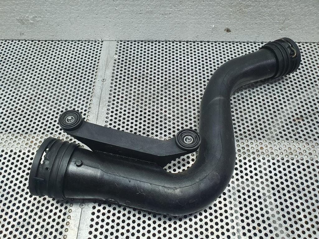 Conducta intercooler VOLKSWAGEN TOURAN 1T1, 1T2 2003 - 2010 1.9 TDI BKC, BLS, BXE 1K0145762CK