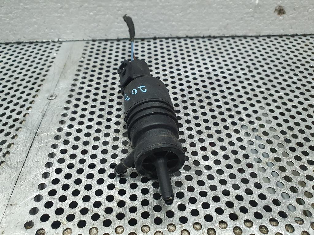 Pompita lichid parbriz  MERCEDES-BENZ C-CLASS II W203  2000 - 2007 2.2 C 220 CDI OM 611.962