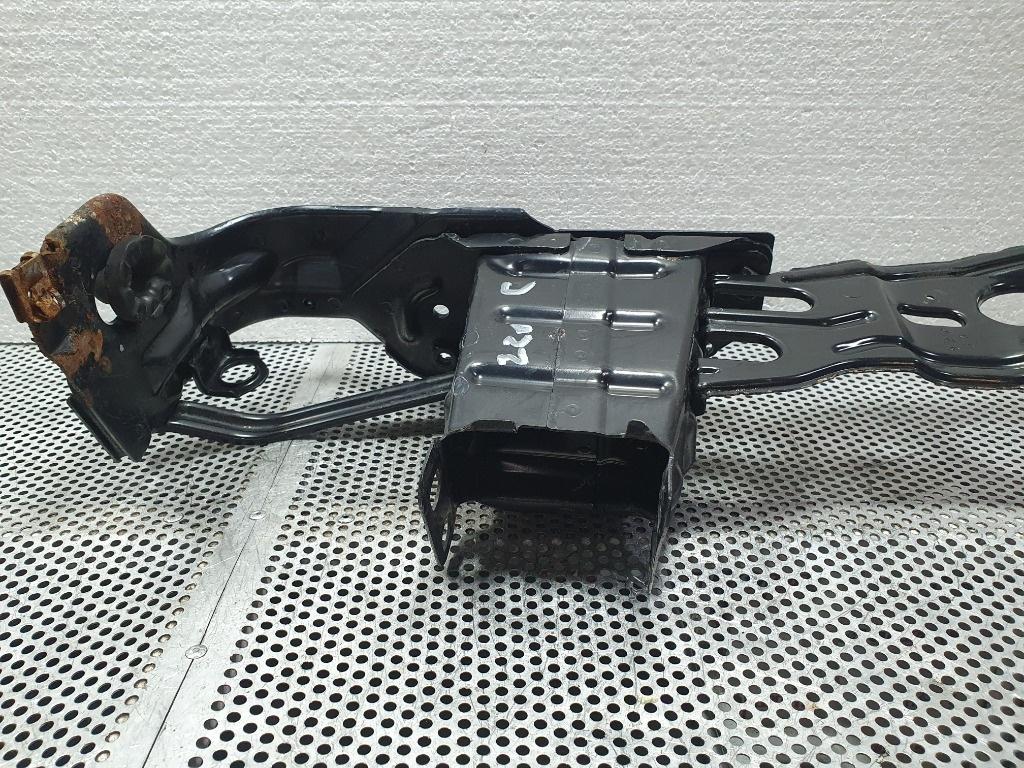 Cadru suport dreapta MERCEDES-BENZ C-CLASS II W203  2000 - 2007 C 220 CDI OM 611.962, OM 646.963