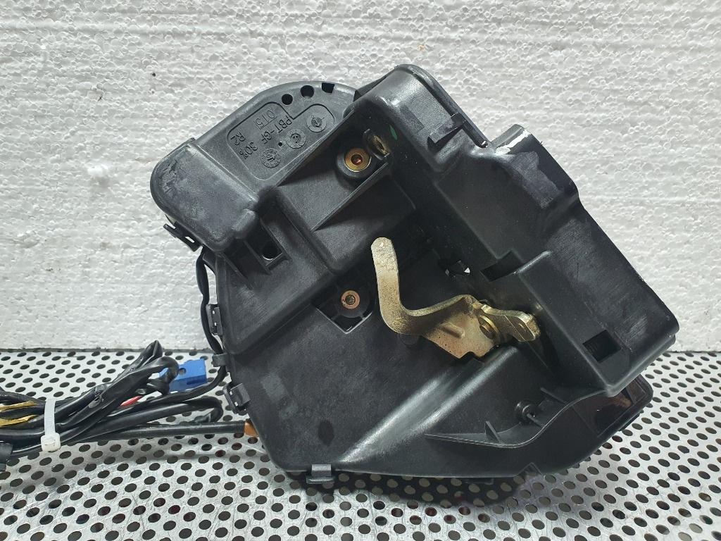 Broasca dreapta spate MERCEDES-BENZ C-CLASS II W203  2000 - 2007, MERCEDES-BENZ C-CLASS T-Model II S203 2001 - 20072.2 C 220 CDI OM 611.962 2037300235