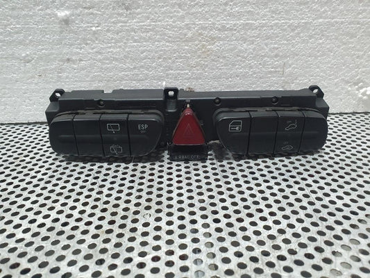 Modul butoane bord MERCEDES-BENZ C-CLASS II W203  2000 - 2007, MERCEDES-BENZ C-CLASS T-Model II S203 2001 - 20072.2 C 220 CDI OM 611.962 2038211551