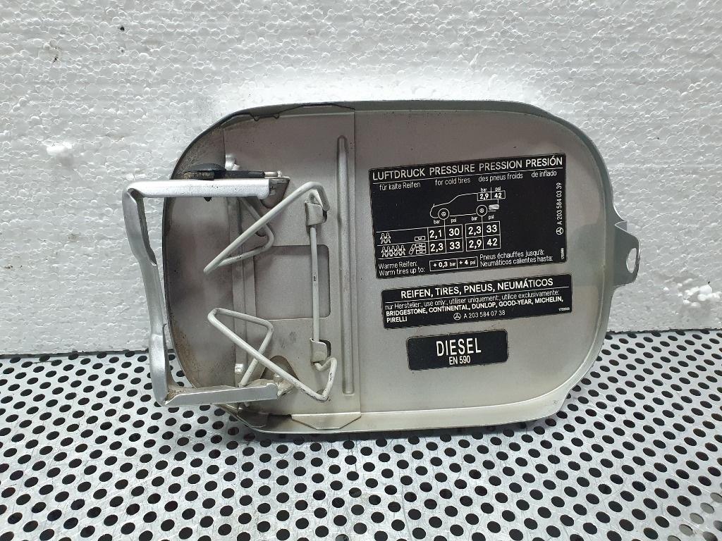 Ornament usita rezervor combustibil MERCEDES-BENZ C-CLASS II W203  2000 - 2007, MERCEDES-BENZ C-CLASS T-Model II S203 2001 - 20072.2 C 220 CDI OM 646.963 A2035840339