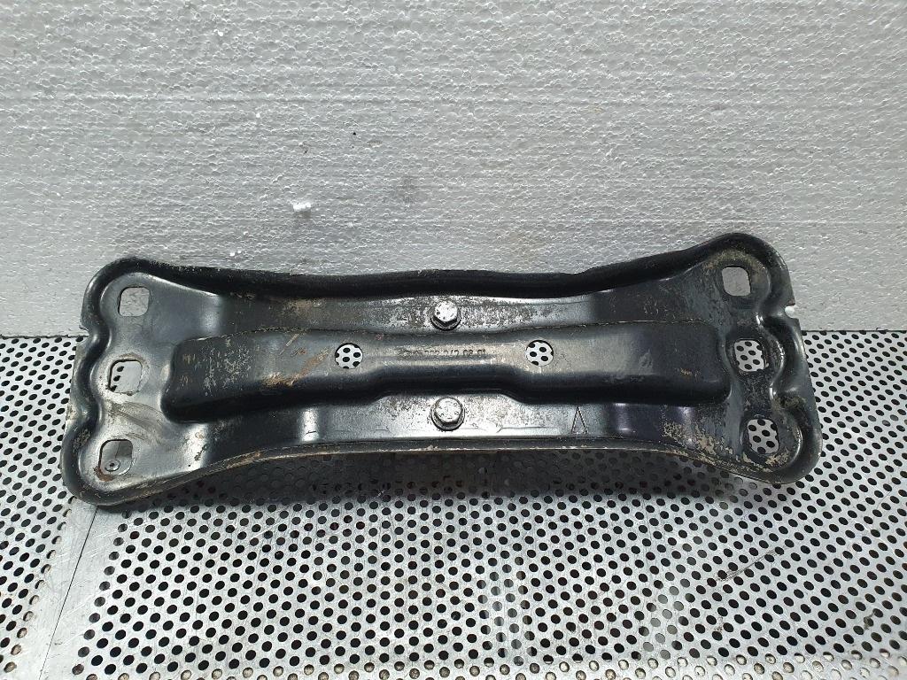 Suport tampon cutie de viteze MERCEDES-BENZ C-CLASS II W203  2000 - 2007, MERCEDES-BENZ C-CLASS T-Model II S203 2001 - 20072.2 C 220 CDI OM 646.963 A2032420601
