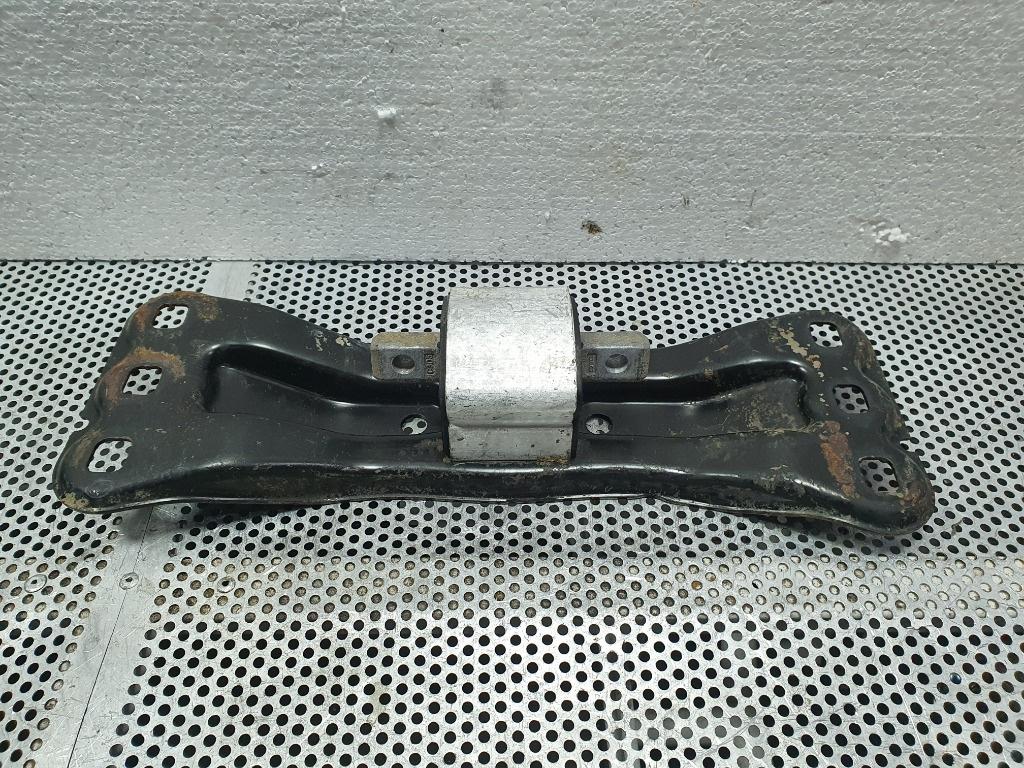 Suport tampon cutie de viteze MERCEDES-BENZ C-CLASS II W203  2000 - 2007, MERCEDES-BENZ C-CLASS T-Model II S203 2001 - 20072.2 C 220 CDI OM 646.963 A2032420601