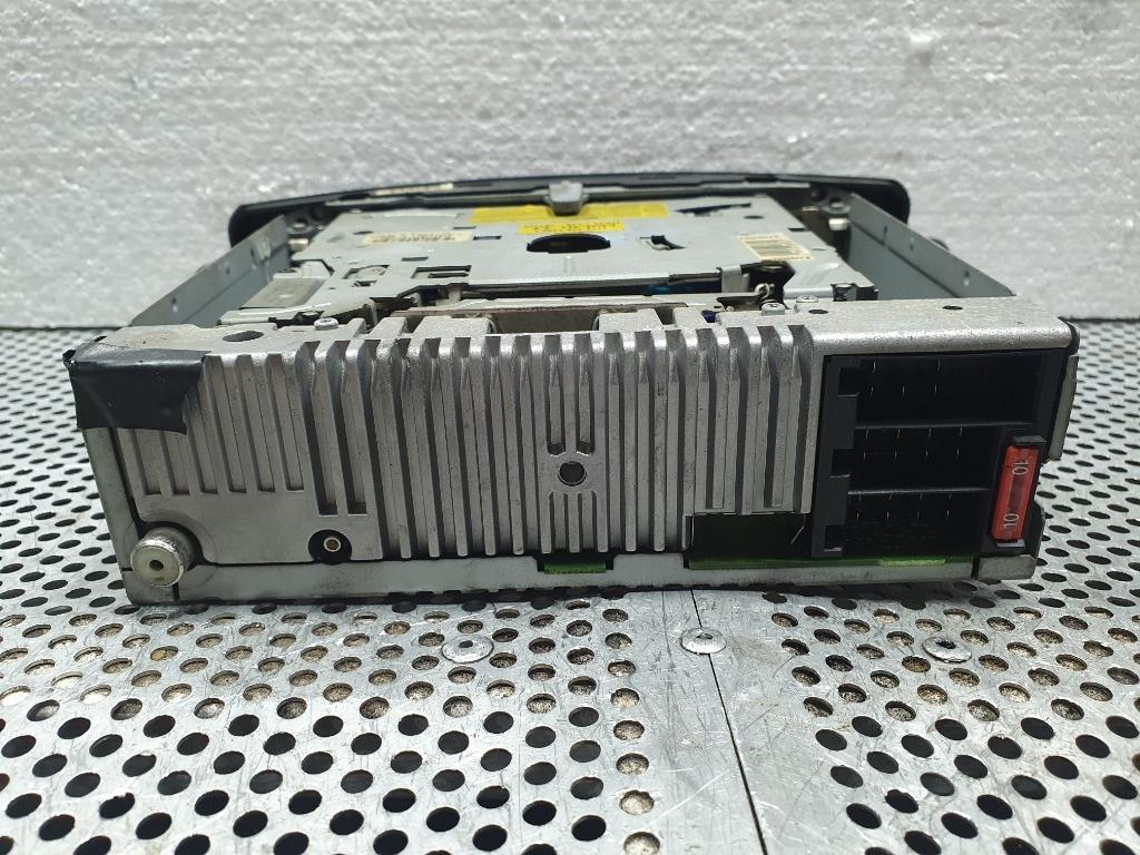 Radio casetofon MERCEDES-BENZ C-CLASS II W203  2000 - 2007, MERCEDES-BENZ C-CLASS T-Model II S203 2001 - 20072.2 C 220 CDI OM 611.962 A2038201786