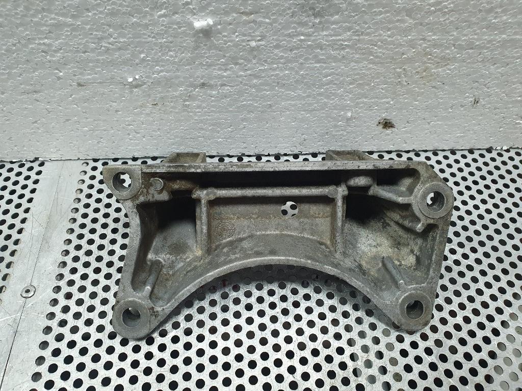 Suport tampon cutie de viteze MERCEDES-BENZ C-CLASS II W203  2000 - 2007, MERCEDES-BENZ C-CLASS T-Model II S203 2001 - 20072.2 C 220 CDI OM 611.962 A1402421340