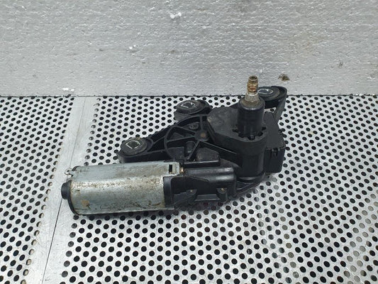 Motoras stergator luneta MERCEDES-BENZ C-CLASS II W203  2000 - 2007, MERCEDES-BENZ C-CLASS T-Model II S203 2001 - 20072.2 C 220 CDI OM 646.963 Valeo 404560 2038200542