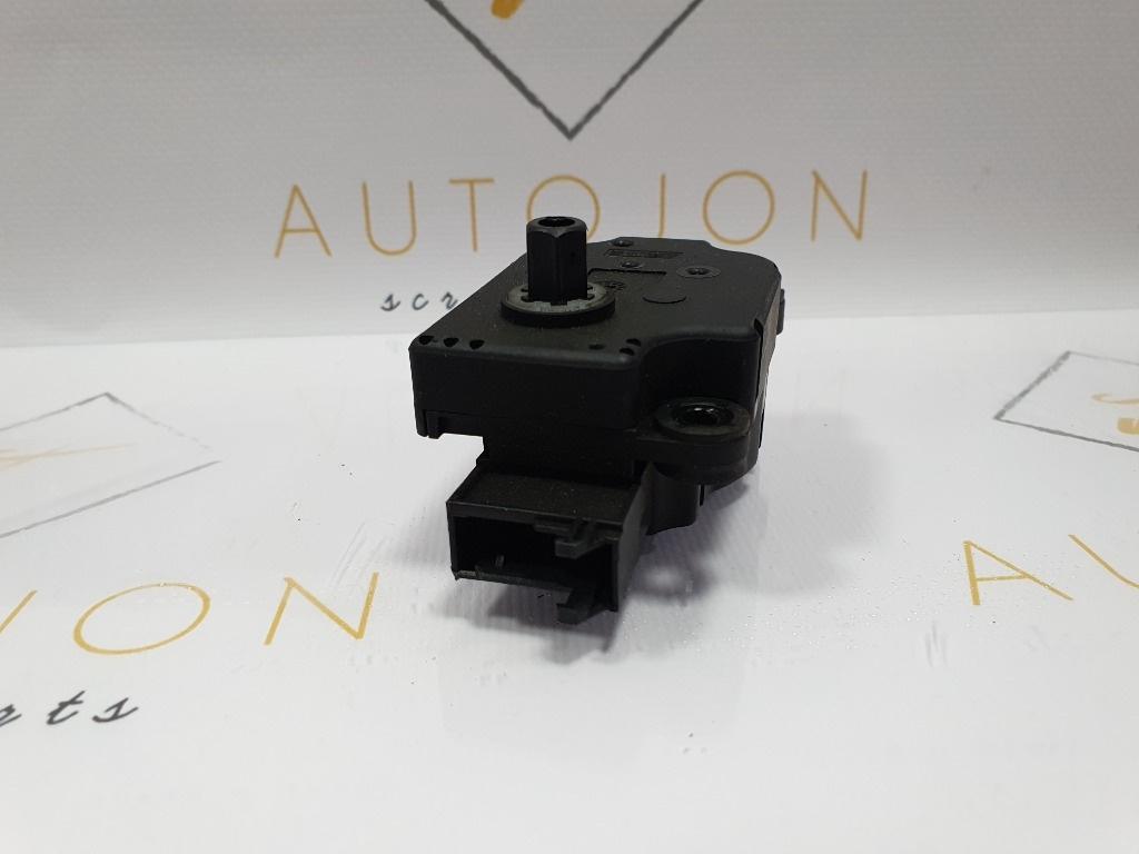Motoras reglaj aeroterma MERCEDES-BENZ C-CLASS II W203  2000 - 2007, MERCEDES-BENZ C-CLASS T-Model II S203 2001 - 20072.2 C 220 CDI OM 646.963 A2038201642