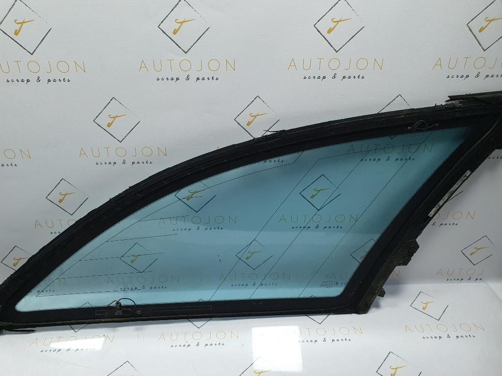 Geam fix stanga spate MERCEDES-BENZ C-CLASS II W203  2000 - 2007, MERCEDES-BENZ C-CLASS T-Model II S203 2001 - 20072.2 C 220 CDI OM 646.963 A 2036700112