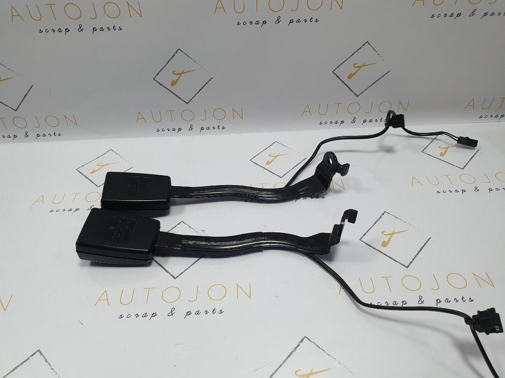Catarama centura de siguranta spate VOLKSWAGEN TOURAN 1T1, 1T2 2003 - 2010 TDI BKC, BLS, BXE 1T0857755C  1T0857756C