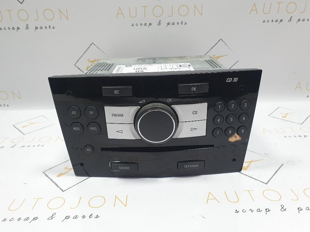 Casetofon  OPEL ZAFIRA B A05 2005 - 2015 1.7 CDTI A 17 DTJ, Z 17 DTJ 13357118