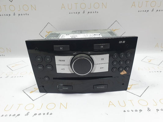 Casetofon  OPEL ZAFIRA B A05 2005 - 2015 1.7 CDTI A 17 DTJ, Z 17 DTJ 13357118