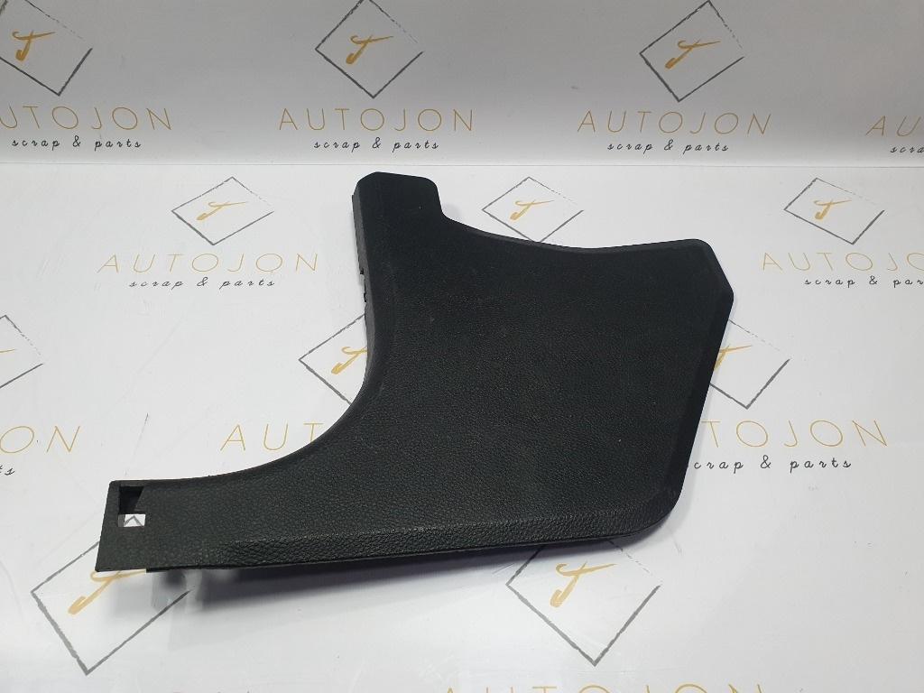Ornament stalp stanga MERCEDES-BENZ C-CLASS W204 2007 - 2014, MERCEDES-BENZ C-CLASS T-Model III S204 2007 - 20142.2 C 180 CDI OM 651.913 A2046881306
