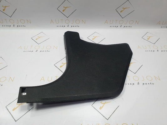 Ornament stalp stanga MERCEDES-BENZ C-CLASS W204 2007 - 2014, MERCEDES-BENZ C-CLASS T-Model III S204 2007 - 20142.2 C 180 CDI OM 651.913 A2046881306